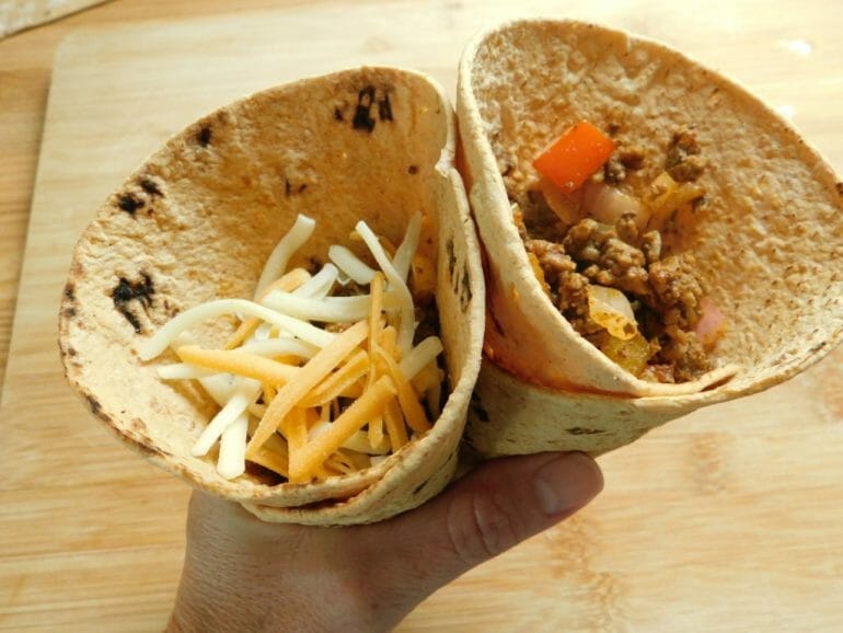 how to make taco pockets with tortillas
